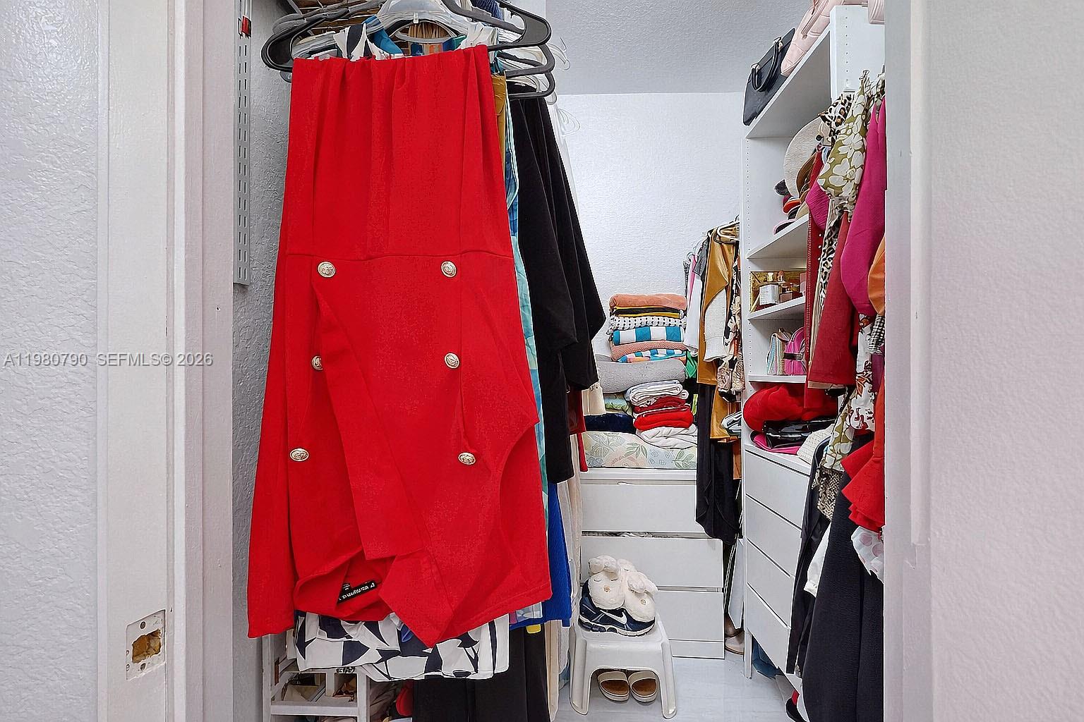 TENNESSEE ESTATES - Residential