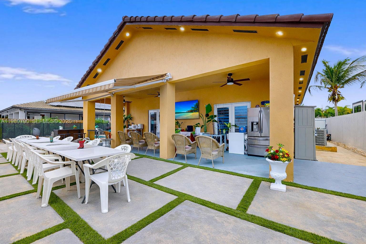 TENNESSEE ESTATES - Residential