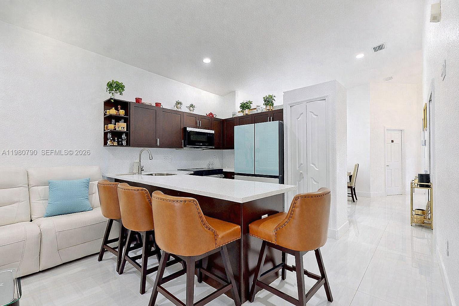 TENNESSEE ESTATES - Residential