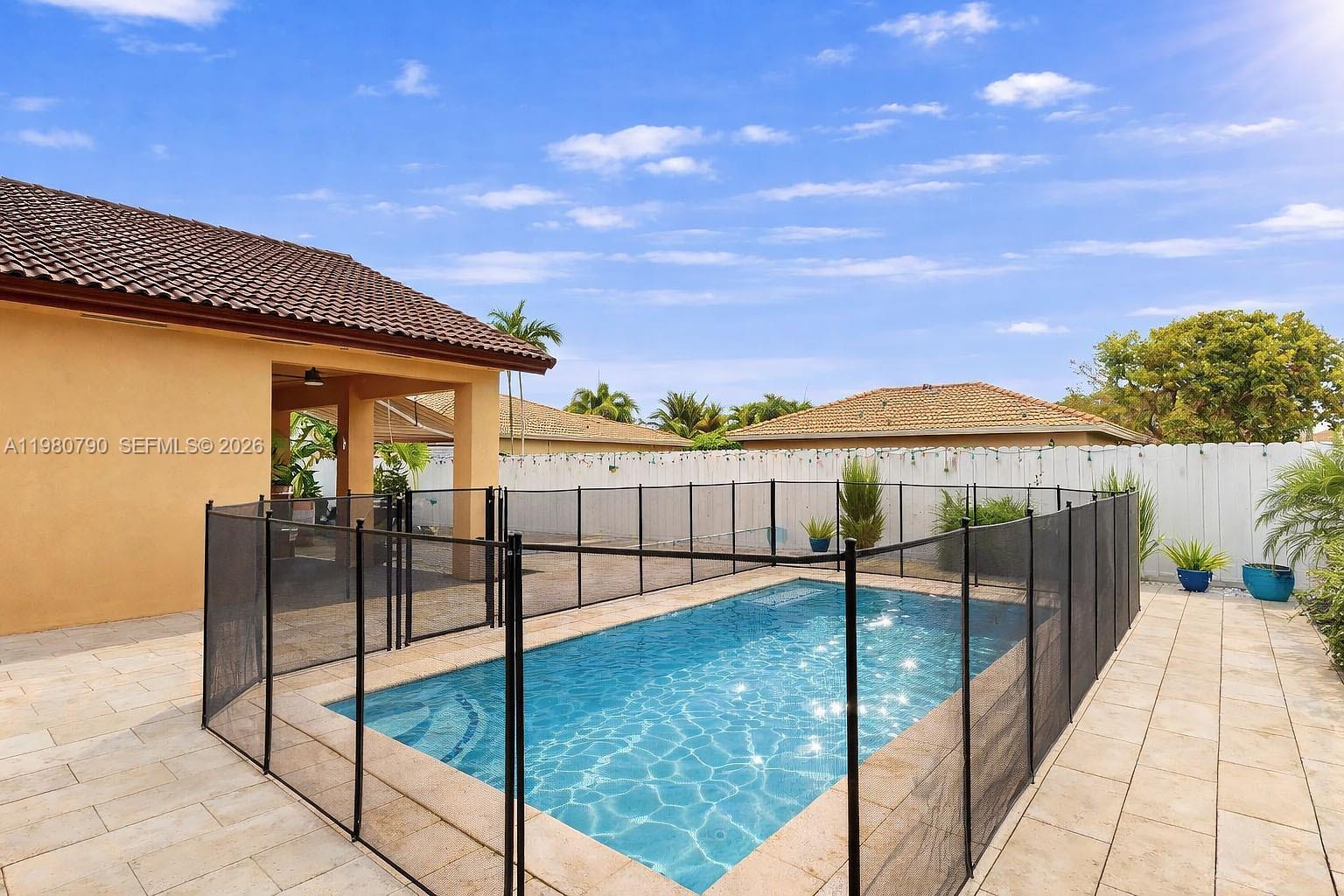 TENNESSEE ESTATES - Residential