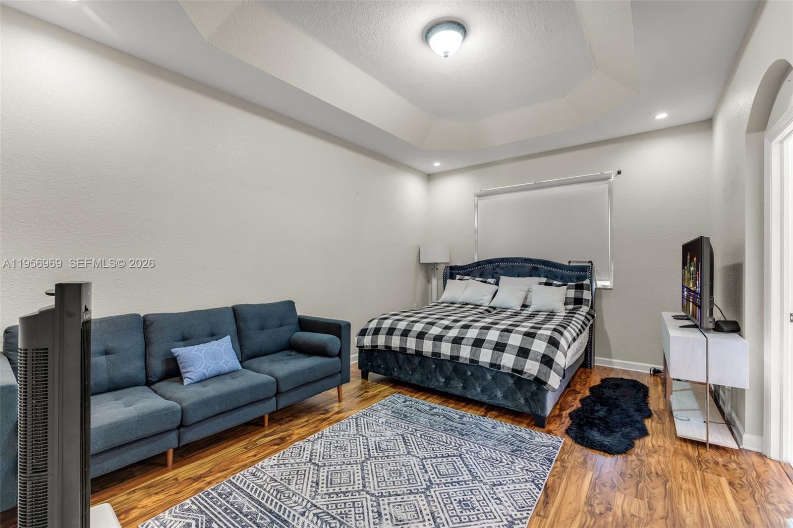 COURTS AT TUSCANY WEST - Residential