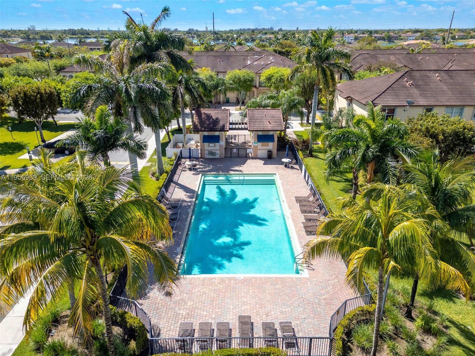 COURTS AT TUSCANY WEST - Residential