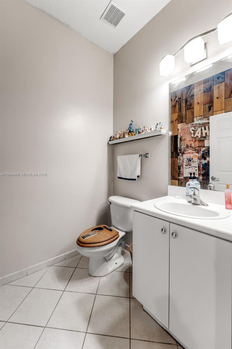 COURTS AT TUSCANY WEST - Residential