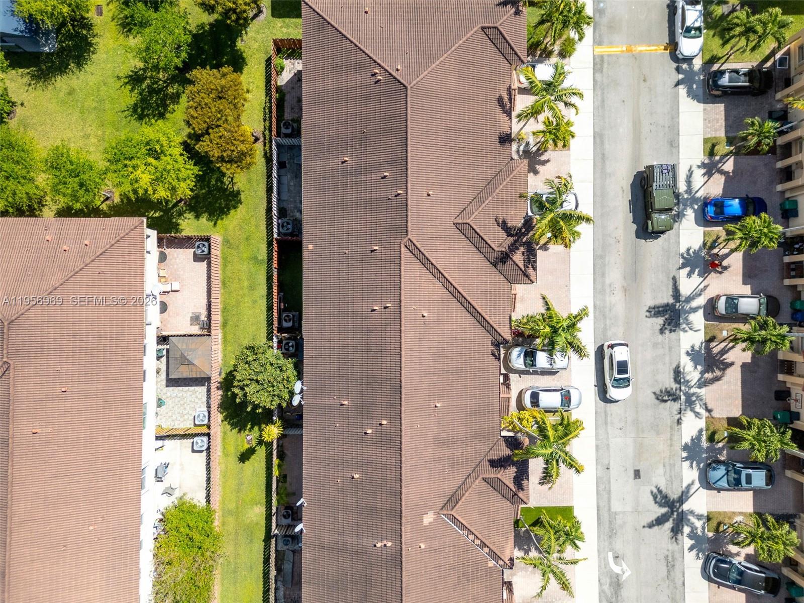 COURTS AT TUSCANY WEST - Residential