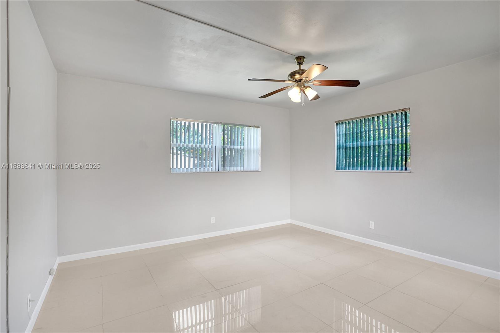 FLEETWOOD MANOR 1ST ADD - Residential Lease