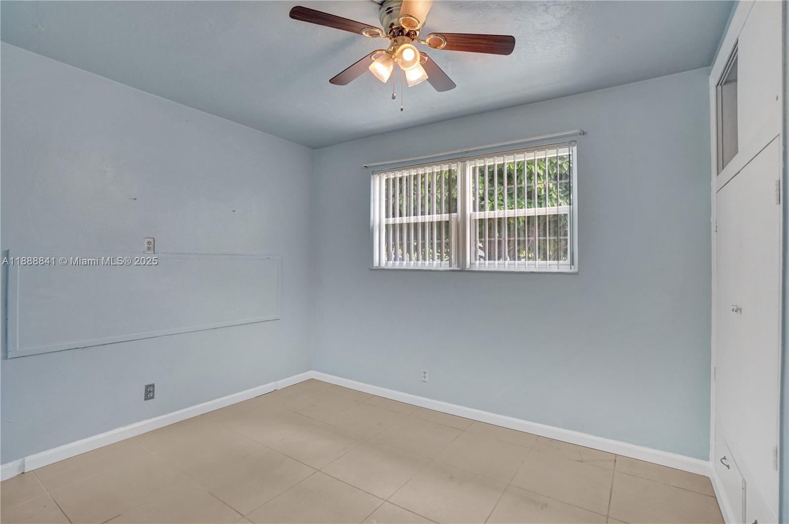 FLEETWOOD MANOR 1ST ADD - Residential Lease