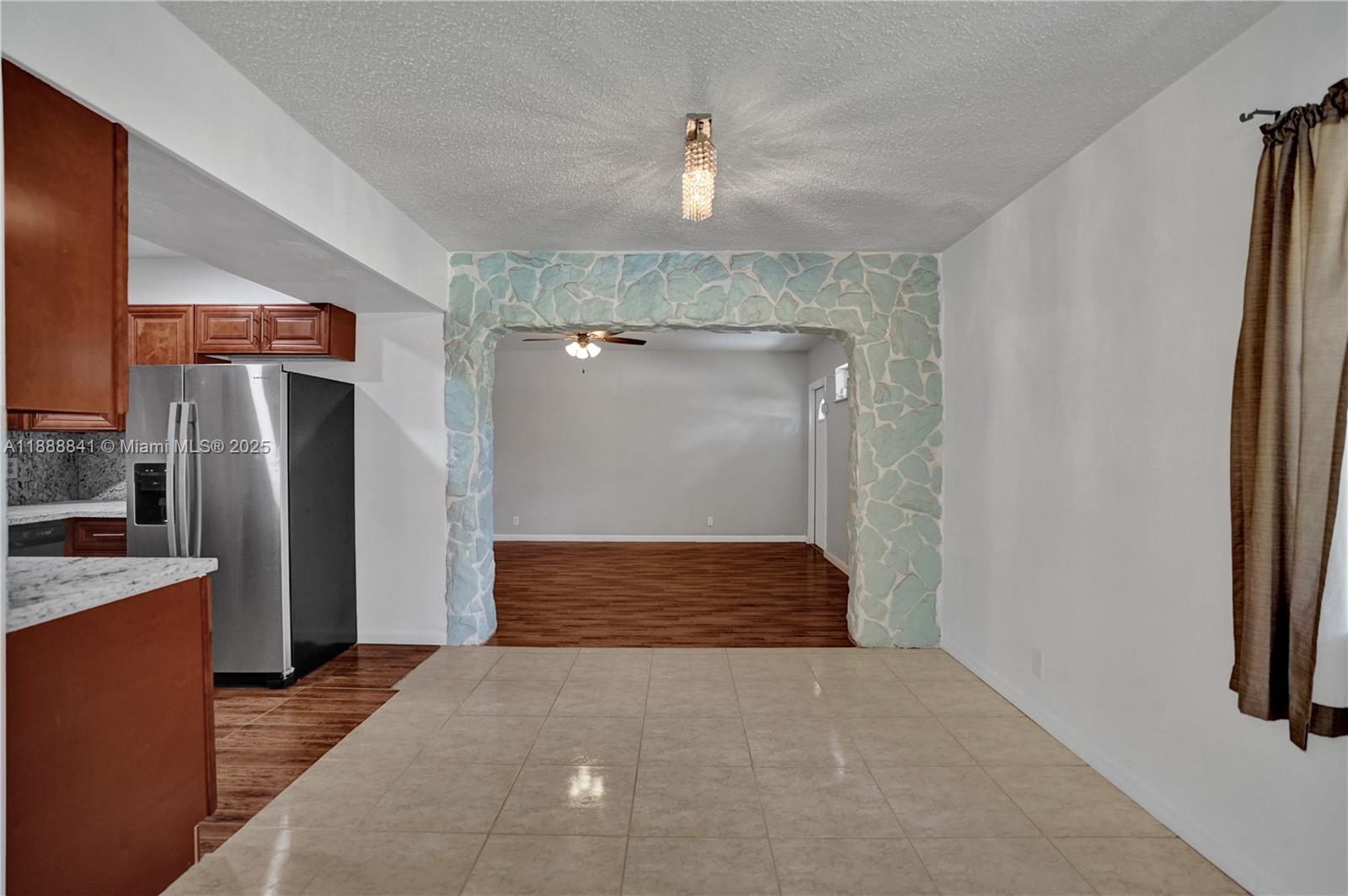 FLEETWOOD MANOR 1ST ADD - Residential Lease