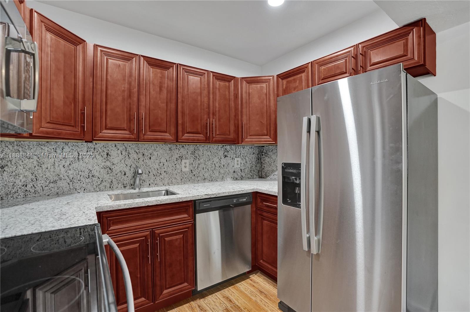 FLEETWOOD MANOR 1ST ADD - Residential Lease