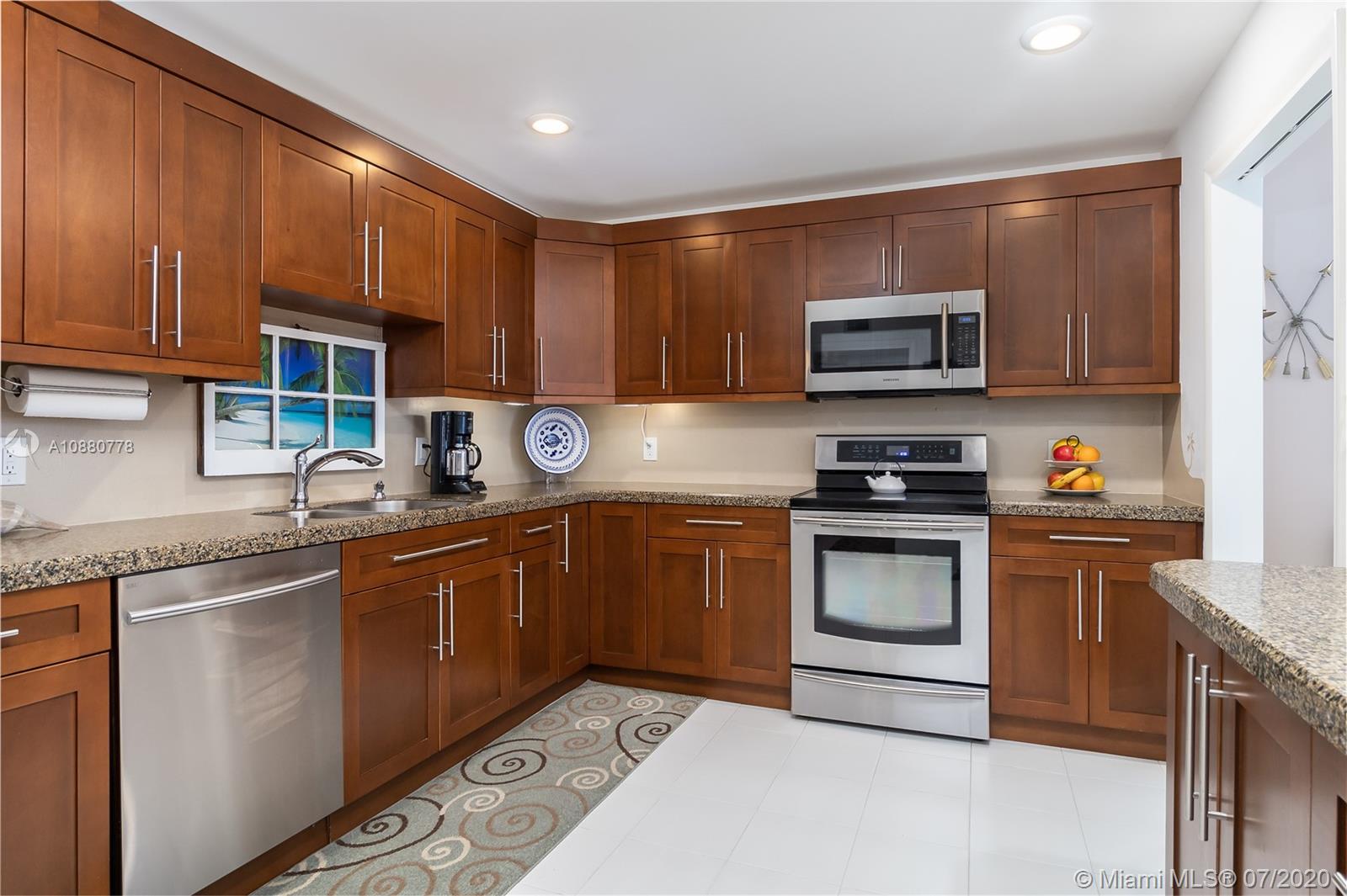 CHAMPLAIN TOWERS SOUTH CO - Residential