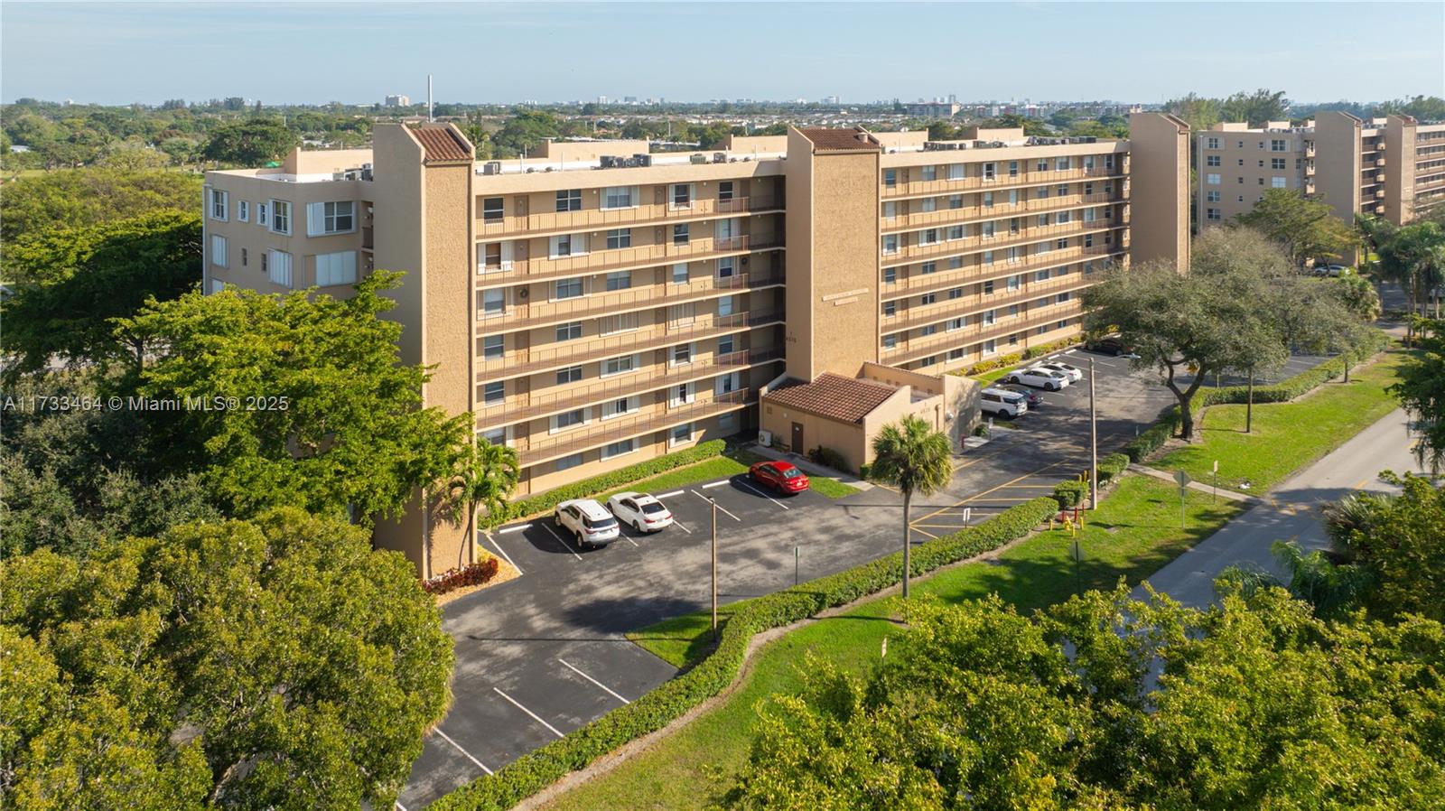 WATERS EDGE TOWERS CONDO - Residential