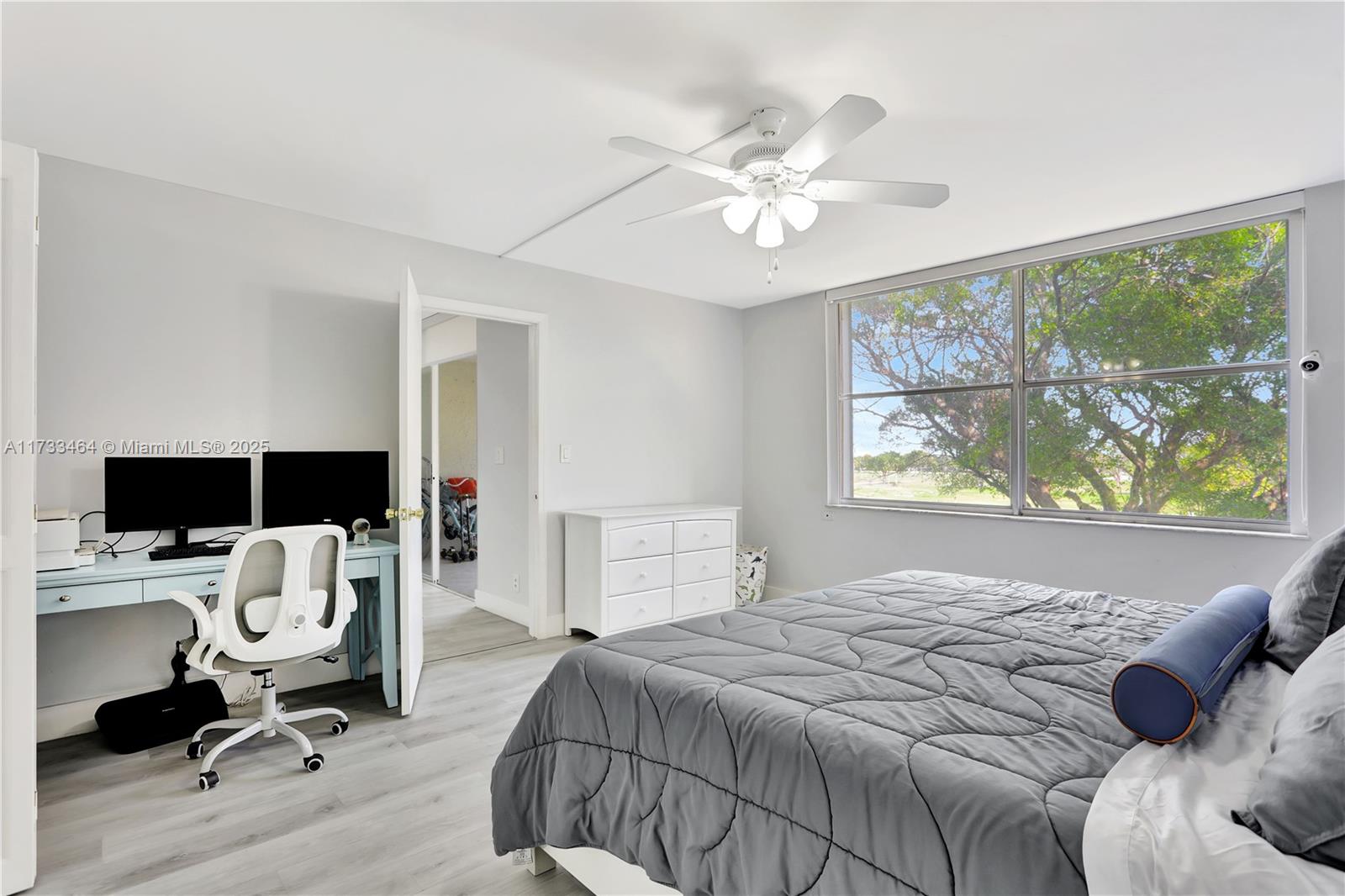 WATERS EDGE TOWERS CONDO - Residential