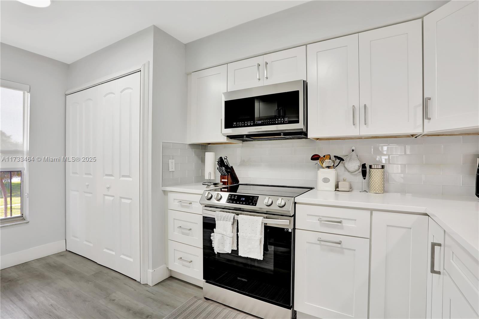 WATERS EDGE TOWERS CONDO - Residential