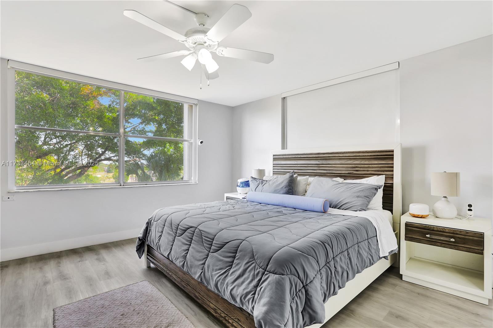 WATERS EDGE TOWERS CONDO - Residential