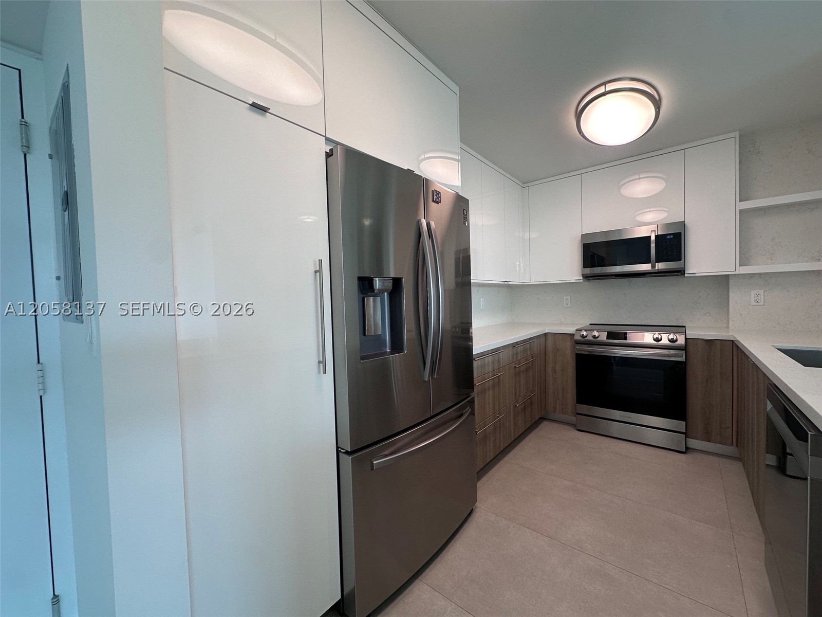 100 Bayview Dr 317
