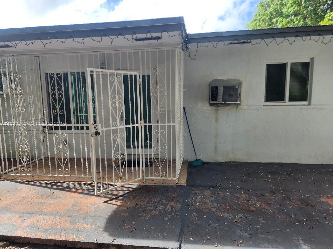 WEST END PARK AMD PL - Residential Lease