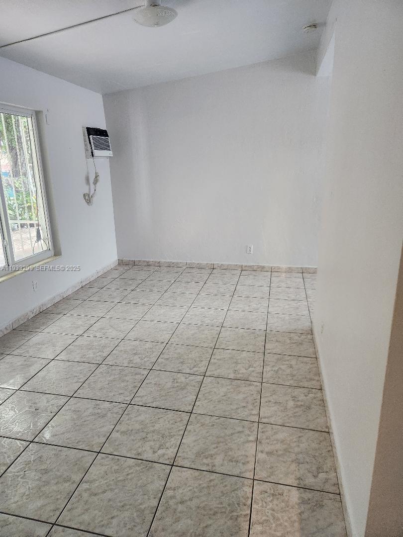 WEST END PARK AMD PL - Residential Lease