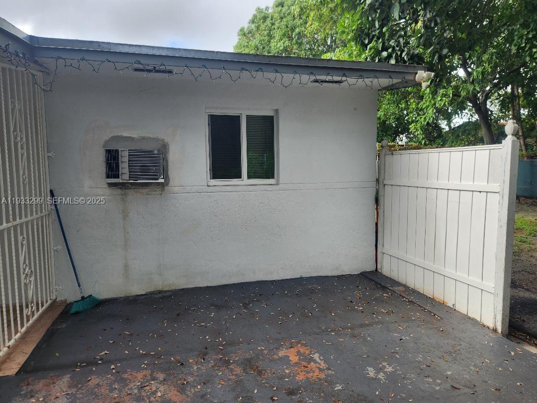 WEST END PARK AMD PL - Residential Lease