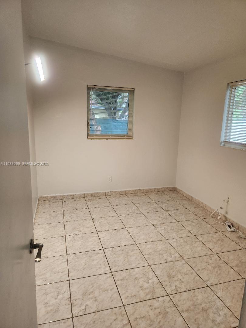 WEST END PARK AMD PL - Residential Lease