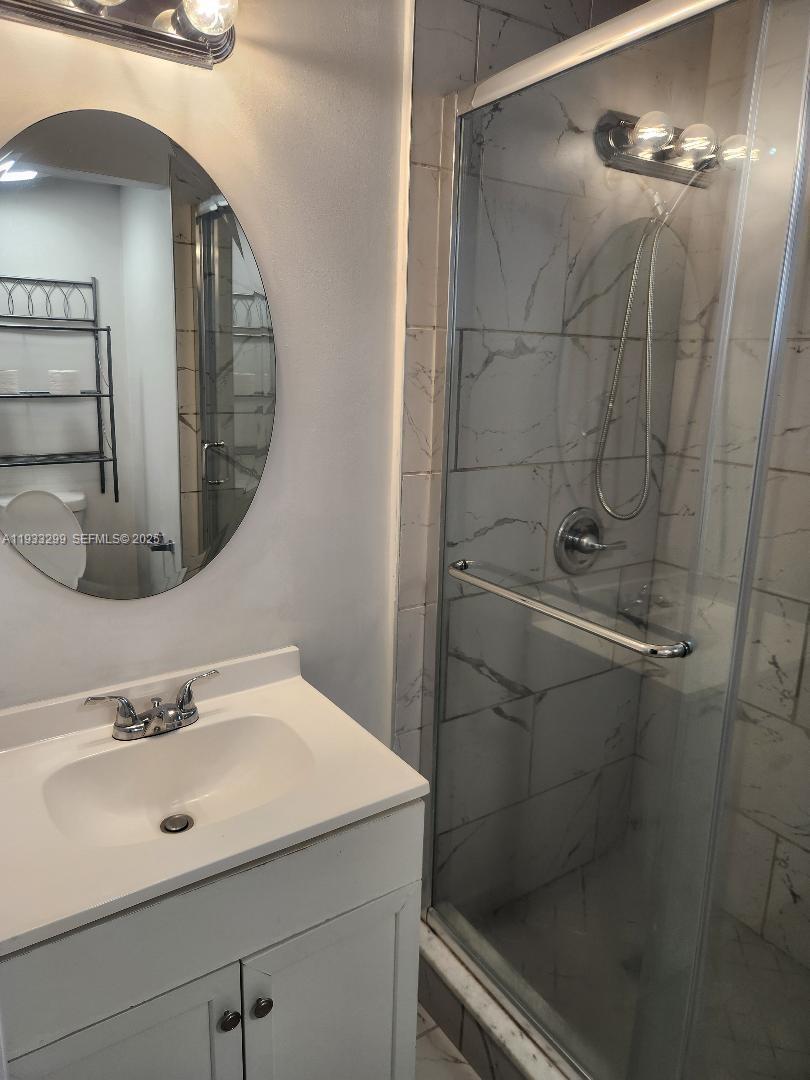 WEST END PARK AMD PL - Residential Lease