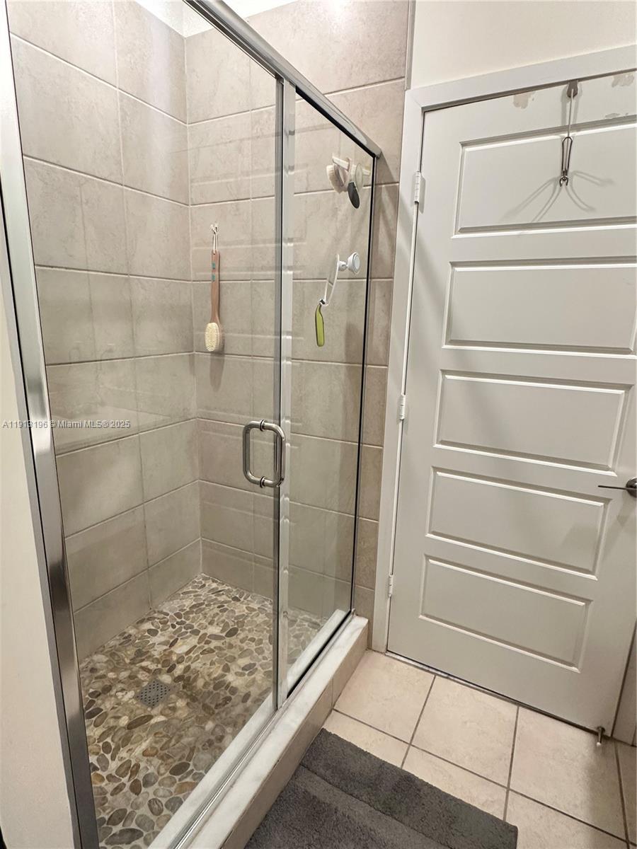 APEX - Residential Lease