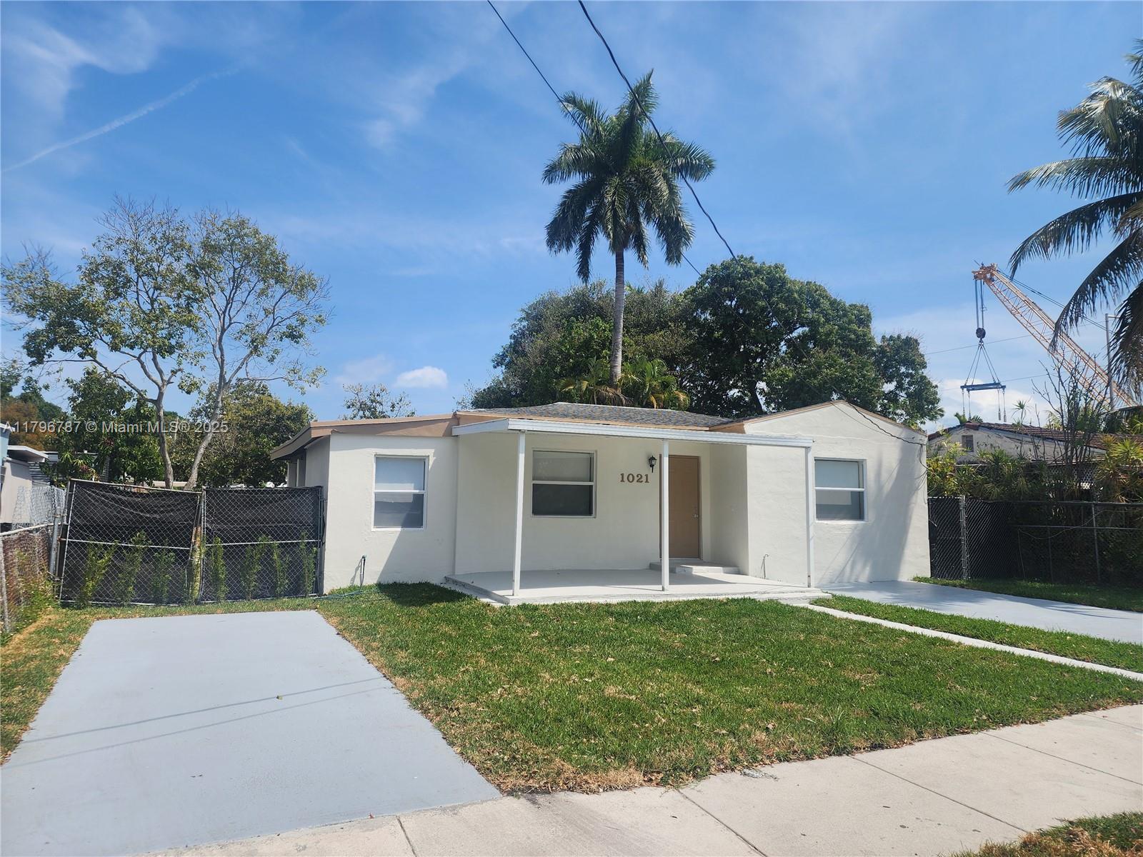 1021 NW 20th Ave 0