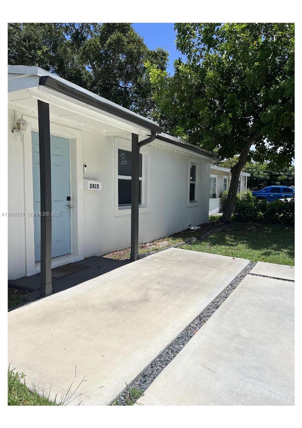 Photo of 2415 Grant St, Hollywood, FL 33020 (MLS # A11982795)