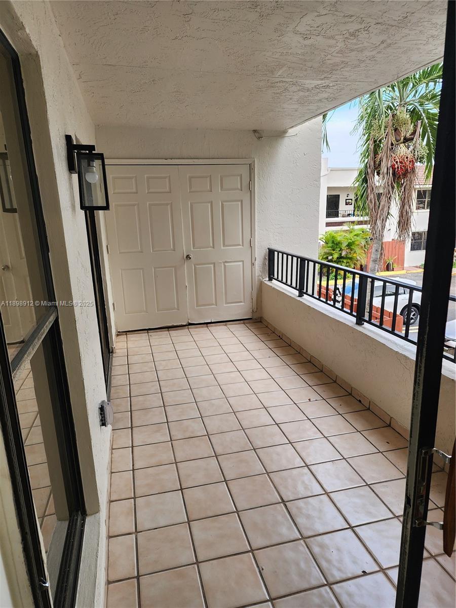 TERRANOVA CONDO 12 - Residential Lease