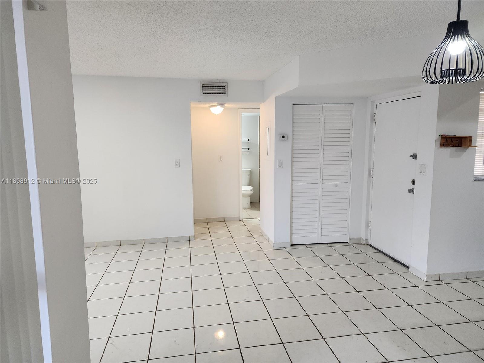 TERRANOVA CONDO 12 - Residential Lease