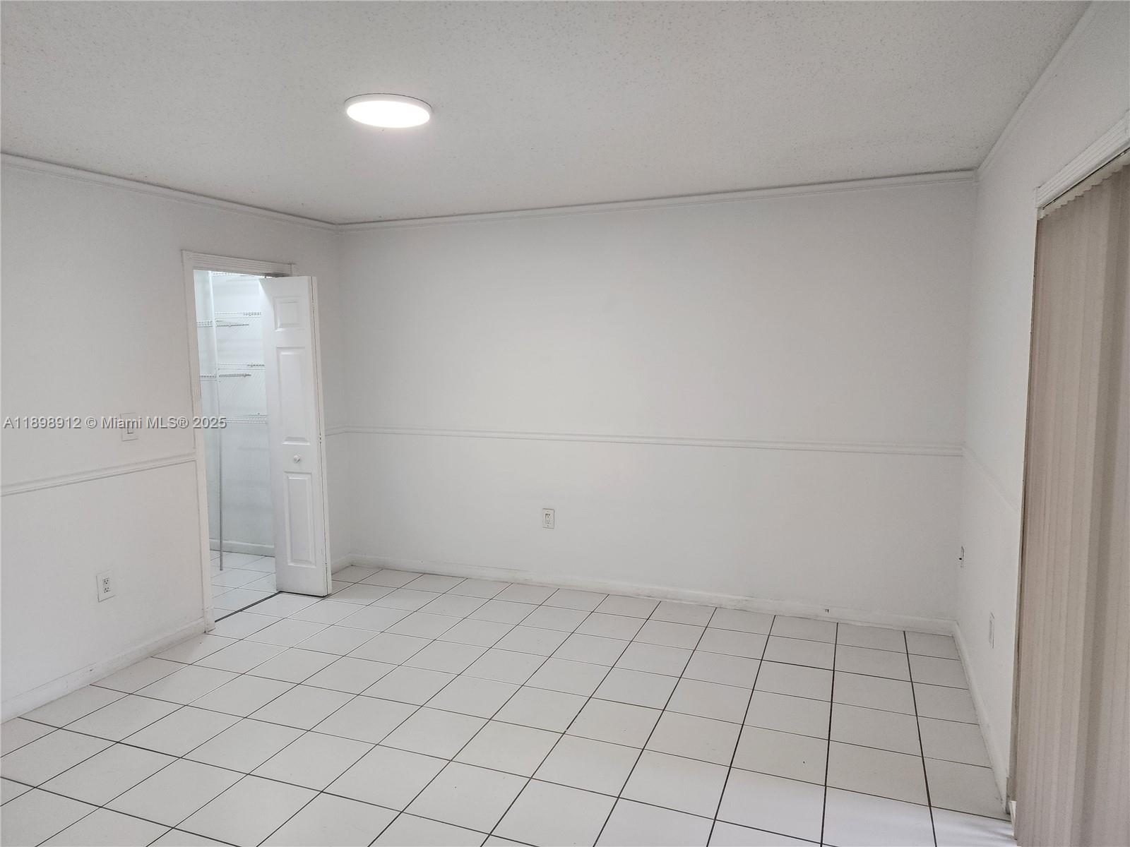 TERRANOVA CONDO 12 - Residential Lease