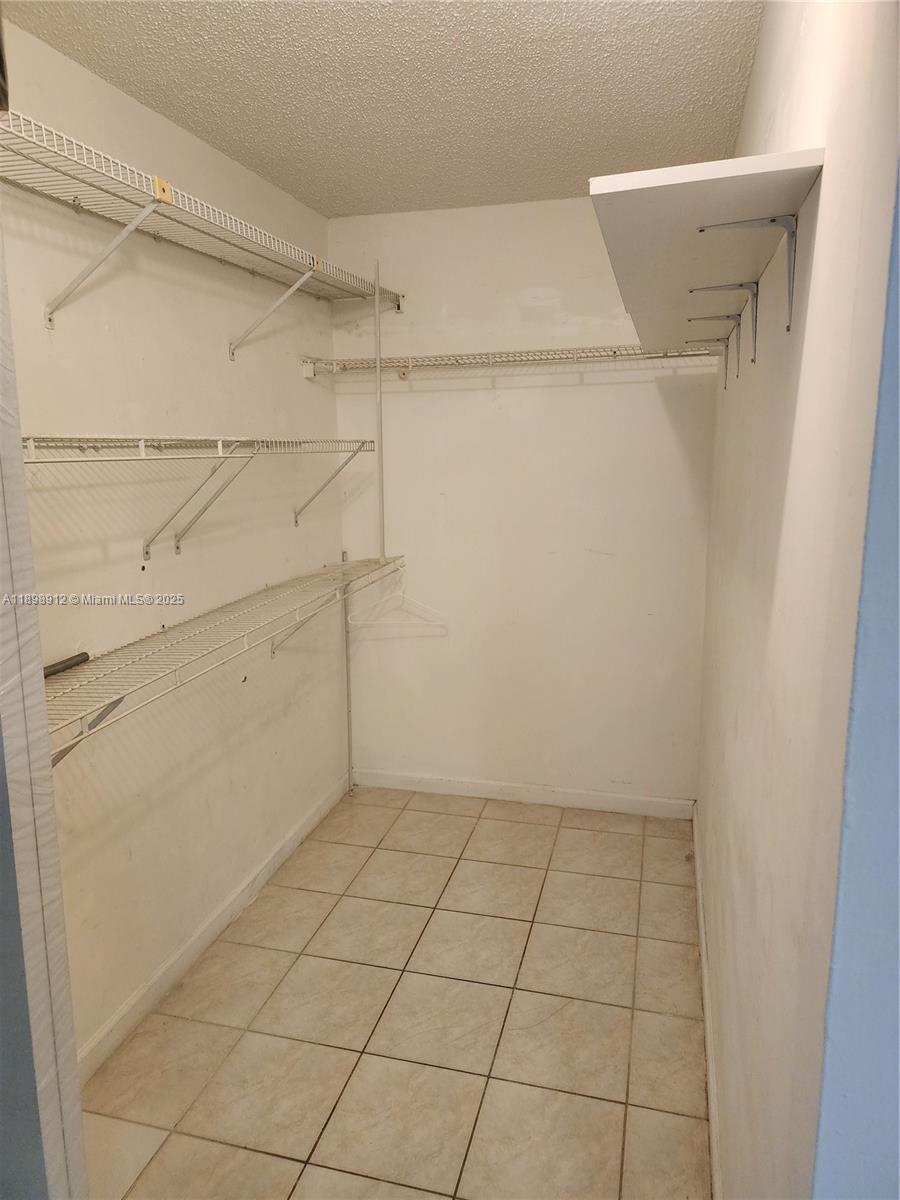 TERRANOVA CONDO 12 - Residential Lease