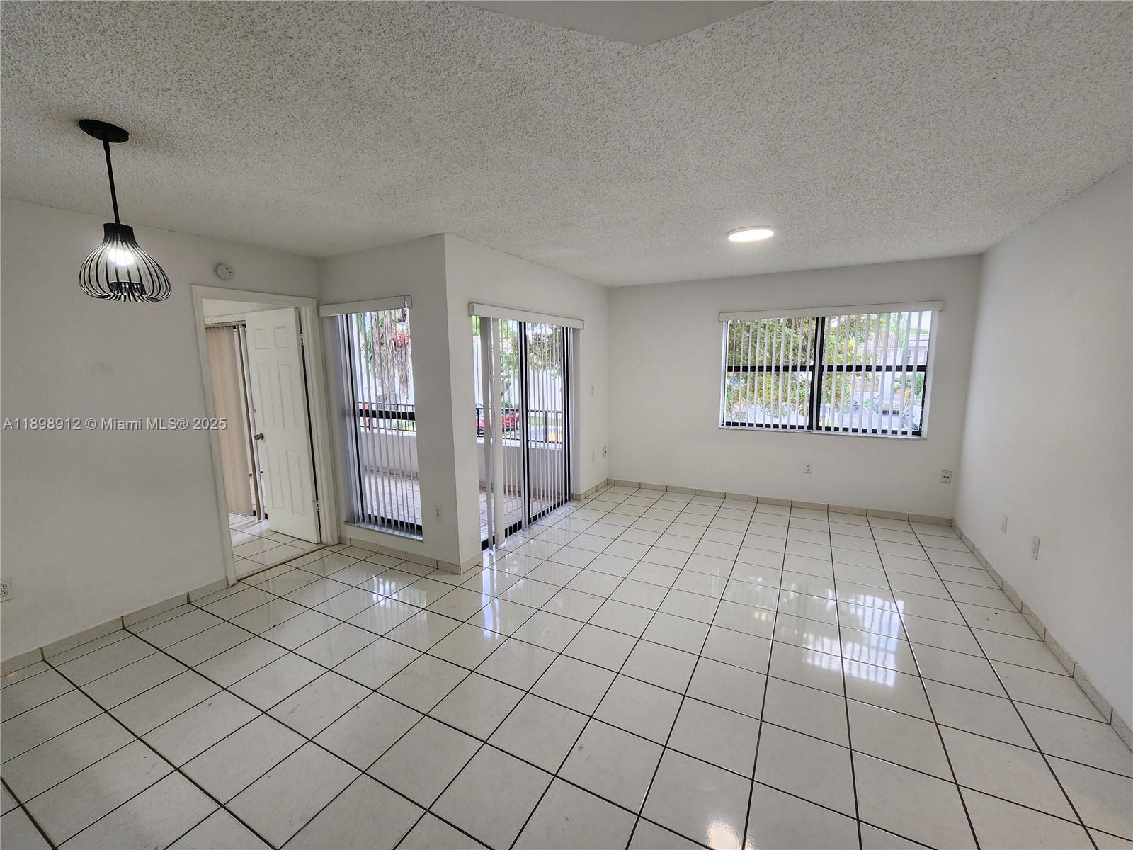 TERRANOVA CONDO 12 - Residential Lease