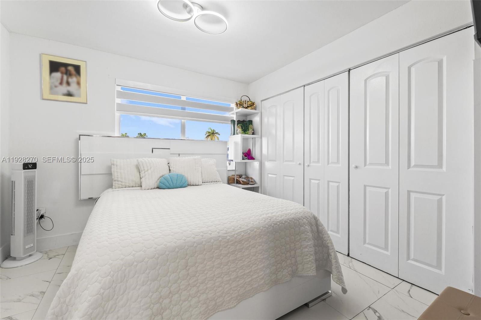 LONDON ESTATES 1ST ADDN - Residential