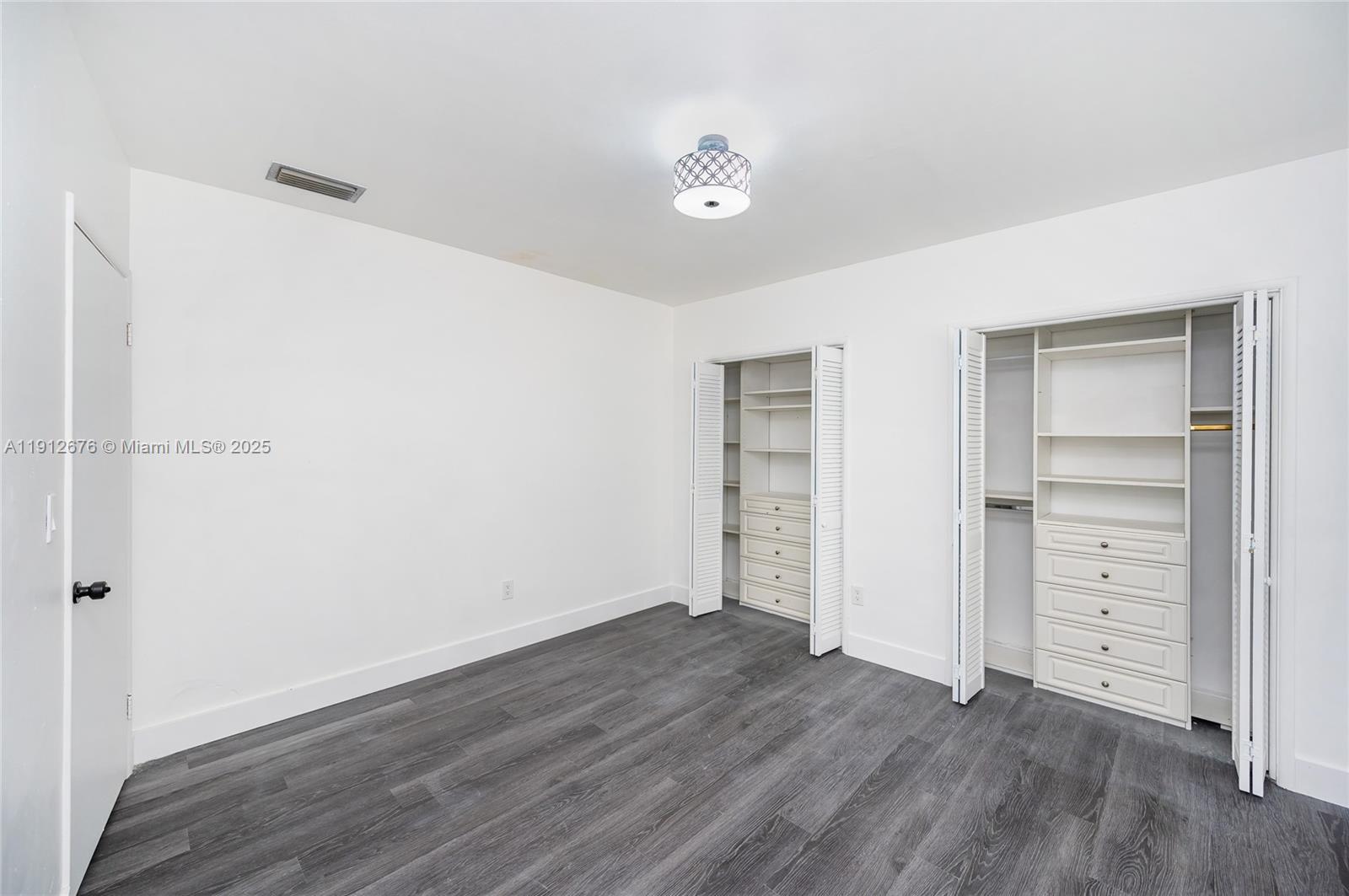 CORAL GROVES - Residential Lease