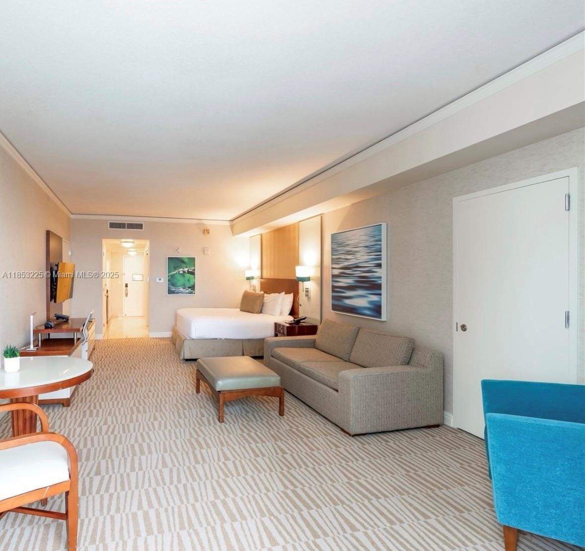 18001 Collins Ave 2611