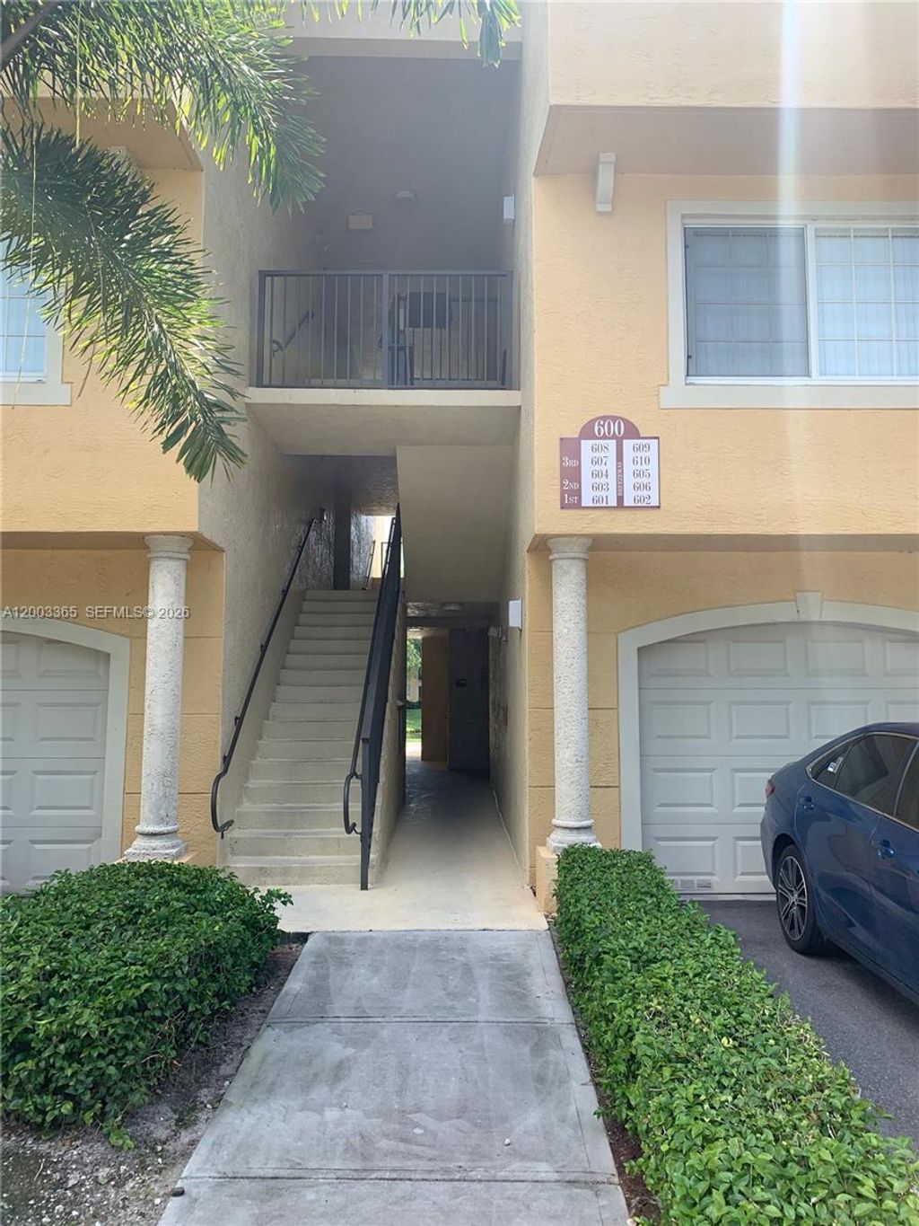 Photo of 600 N Crestwood Ct N #610, Royal Palm Beach, FL 33411 (MLS # A12003365)