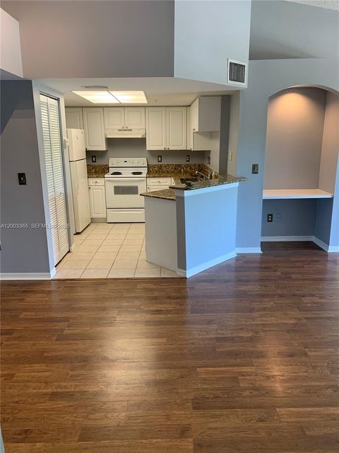 Tiny photo for 600 N Crestwood Ct N #610, Royal Palm Beach, FL 33411 (MLS # A12003365)