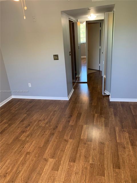 Tiny photo for 600 N Crestwood Ct N #610, Royal Palm Beach, FL 33411 (MLS # A12003365)