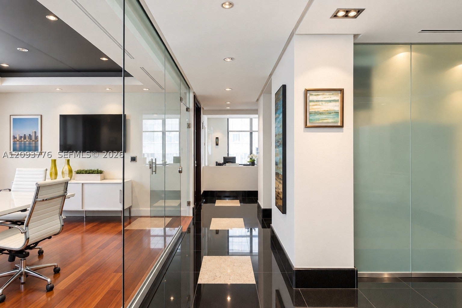 1000 Brickell Ave 9A