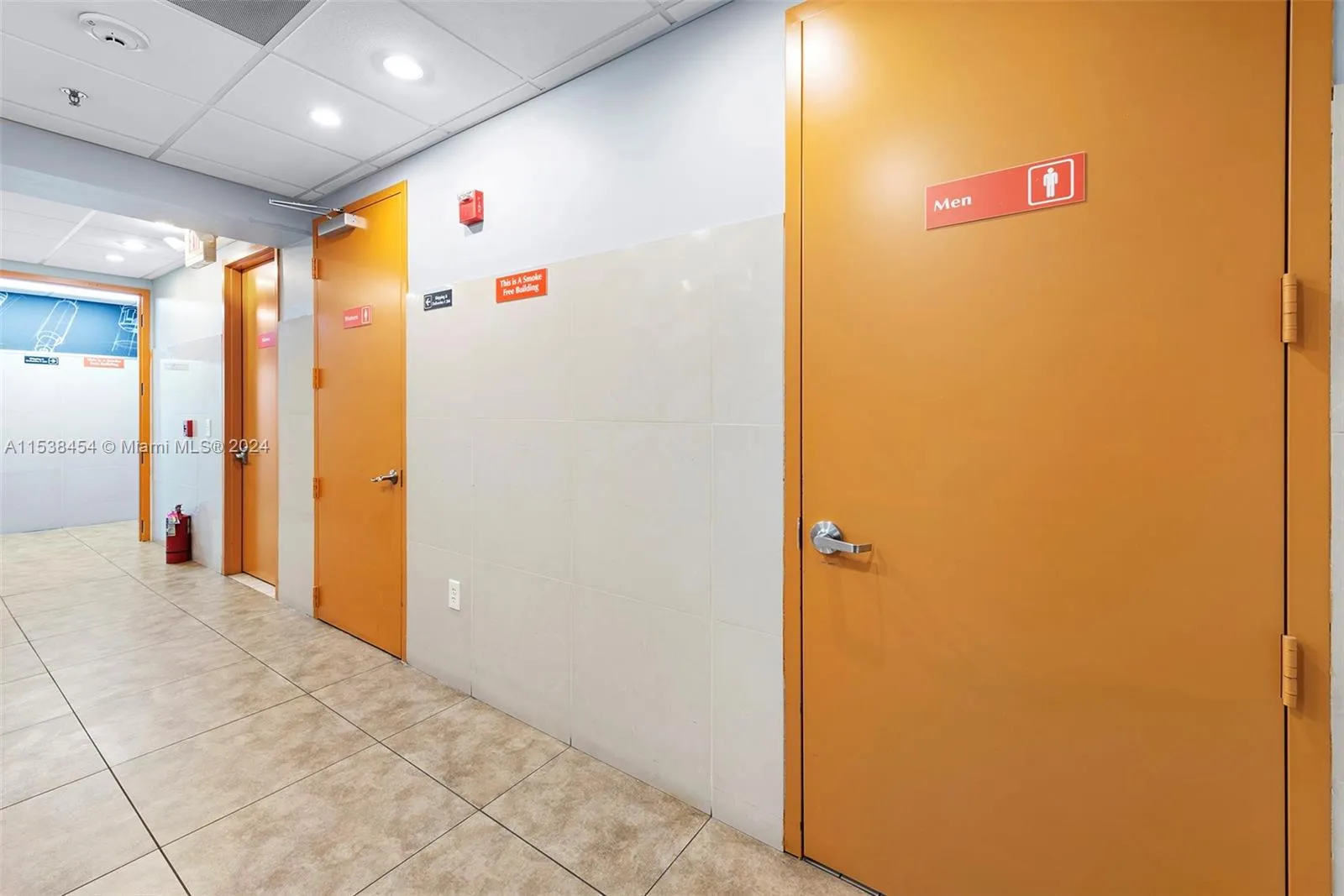 Hollywood, Florida 33020, United States, ,Residential,Active,64196