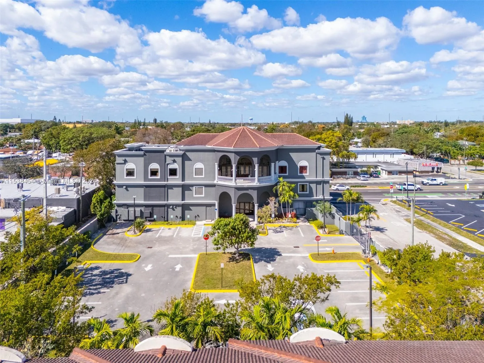 Hollywood, Florida 33020, United States, ,Residential,Active,64196