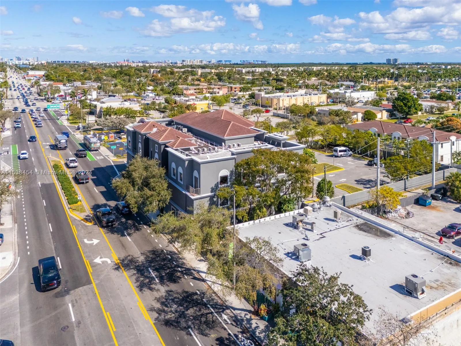 Hollywood, Florida 33020, United States, ,Residential,Active,64196