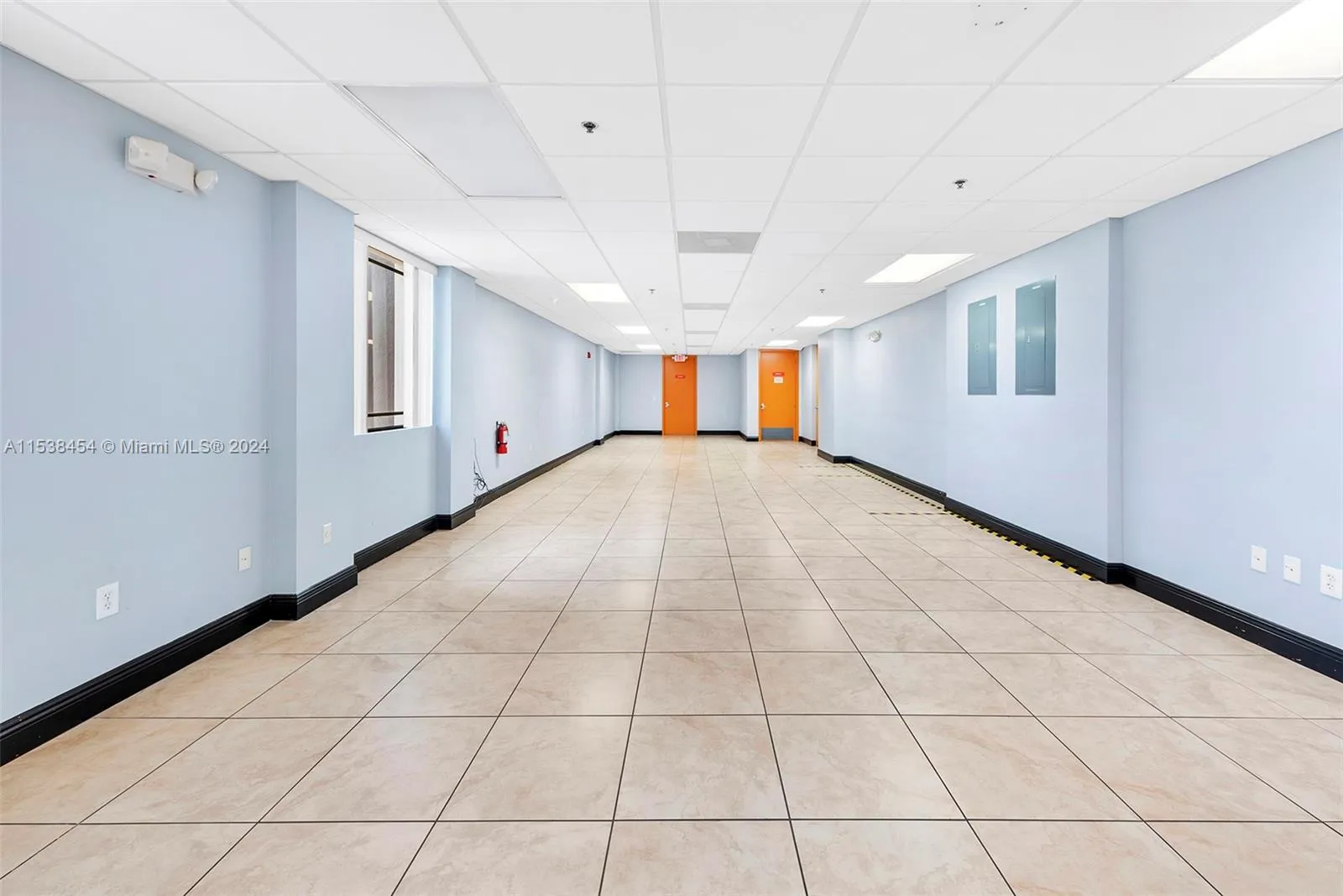 Hollywood, Florida 33020, United States, ,Residential,Active,64196