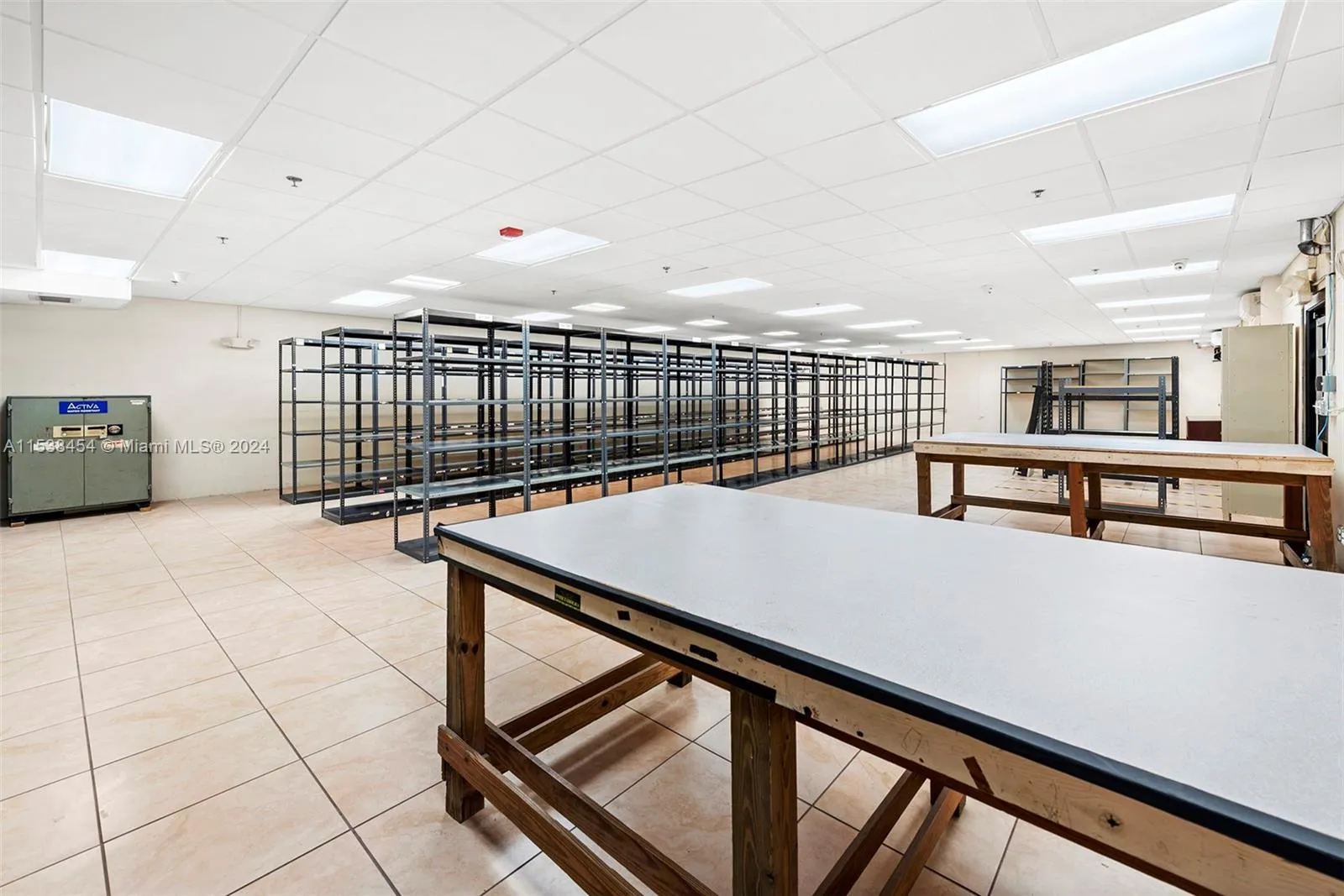 Hollywood, Florida 33020, United States, ,Residential,Active,64196