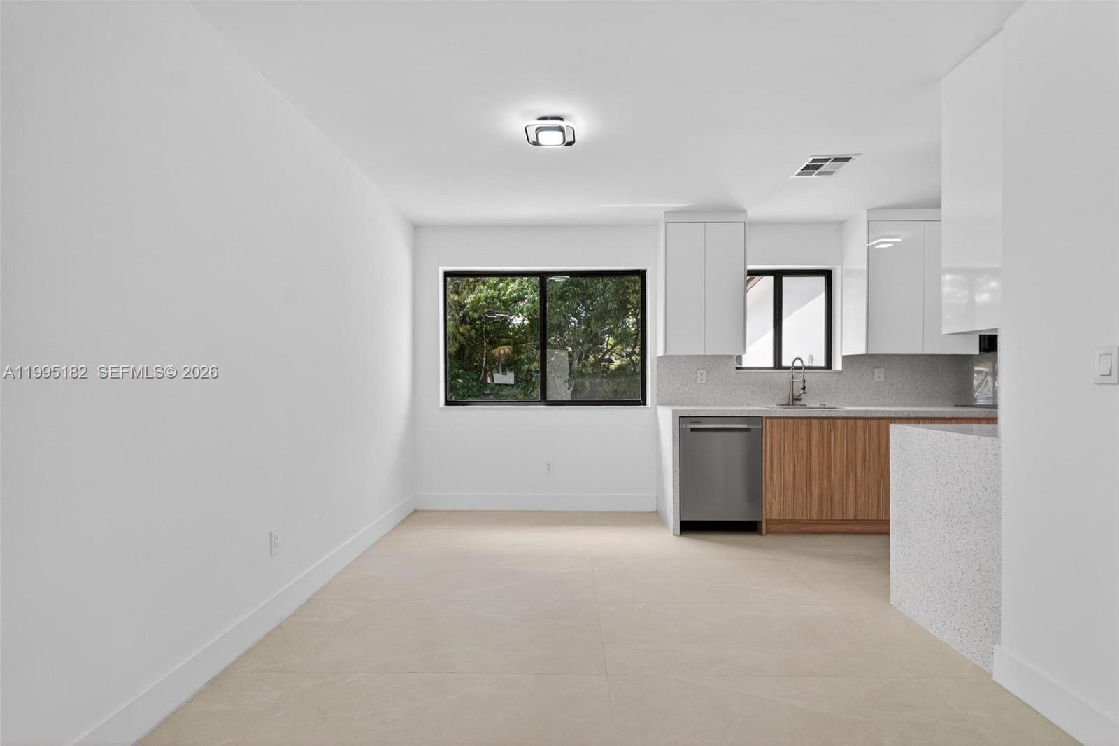 REPLAT OF PORTIONS OF RIC - Residential