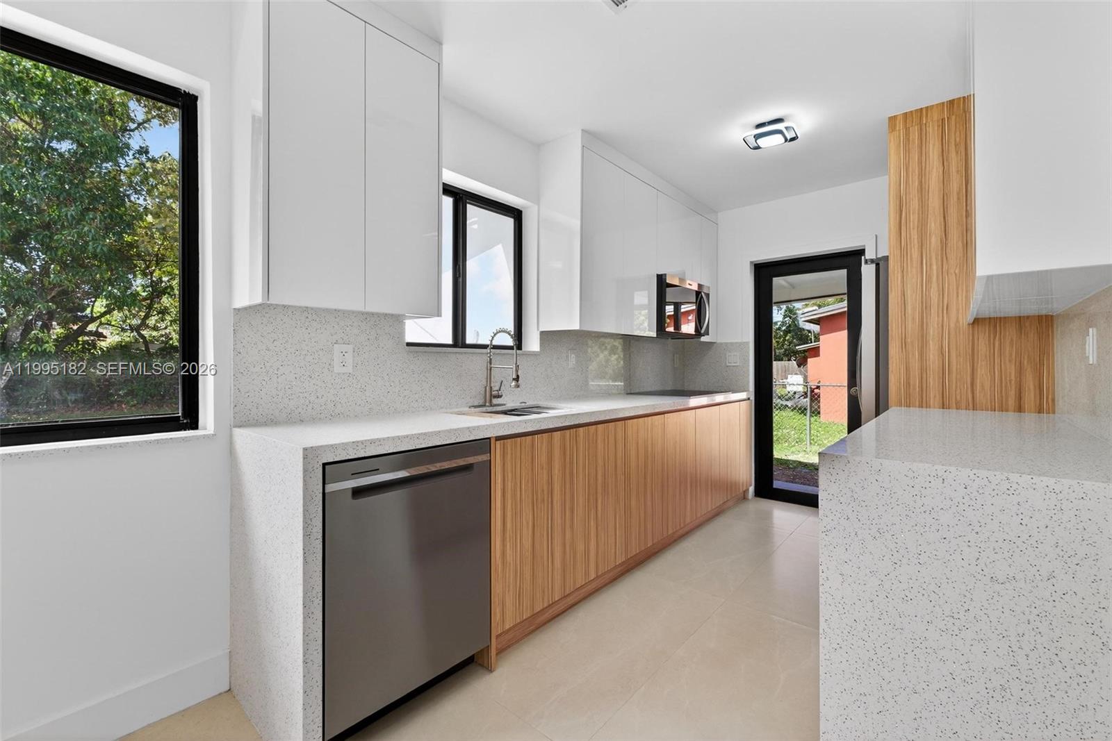 REPLAT OF PORTIONS OF RIC - Residential