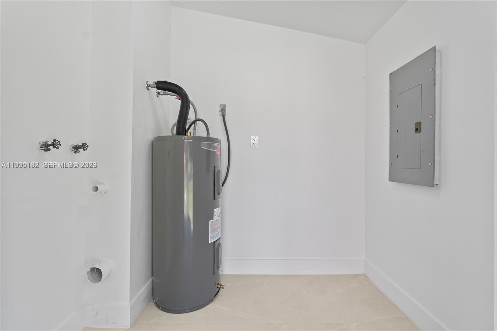 REPLAT OF PORTIONS OF RIC - Residential