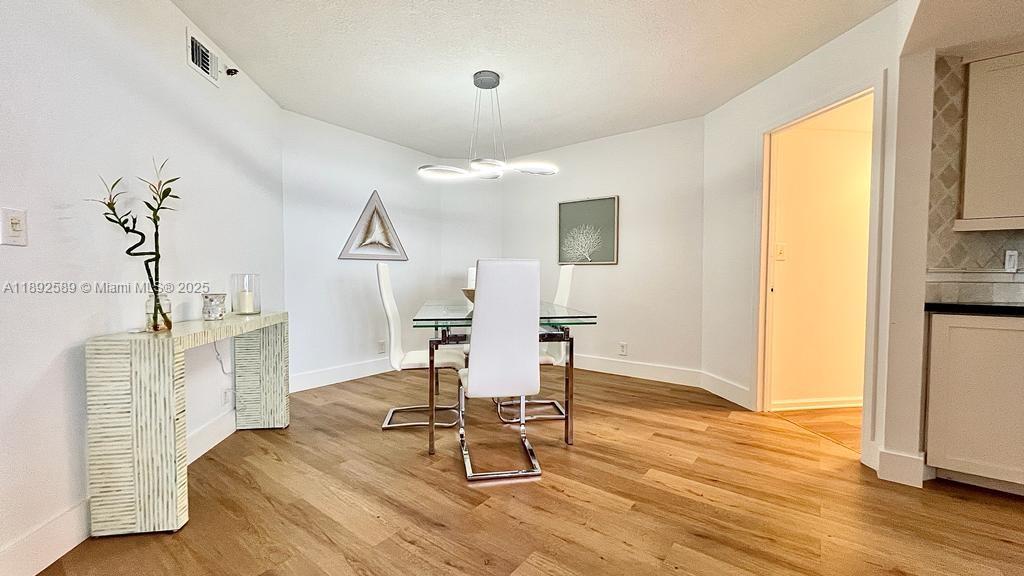 CORNICHE CONDO - Residential Lease