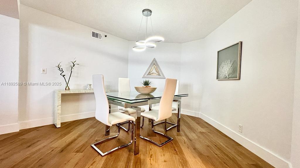 CORNICHE CONDO - Residential Lease