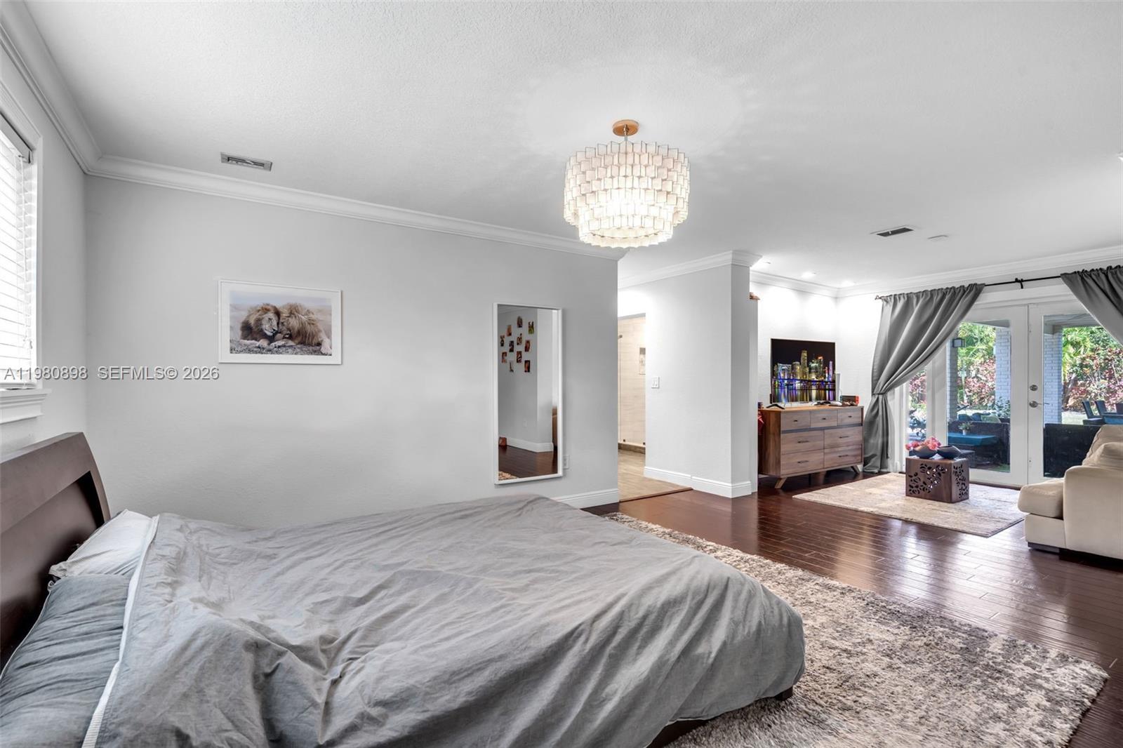 KENDALL POINT - Residential