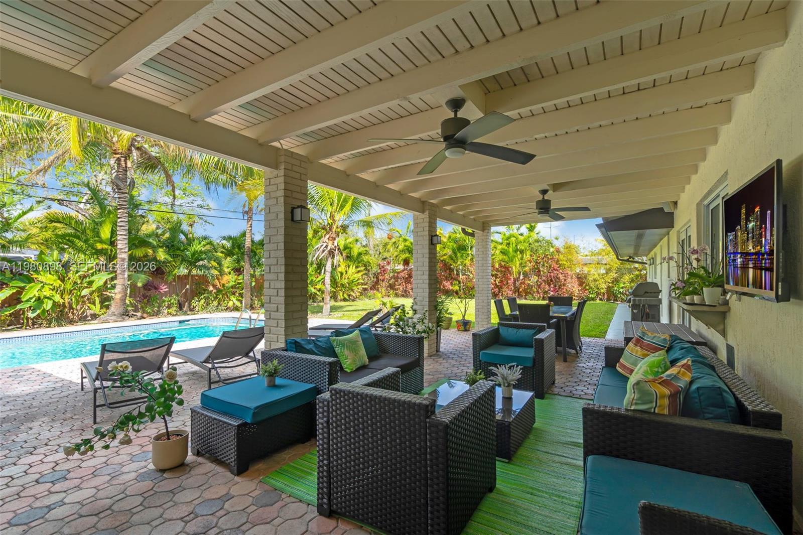 KENDALL POINT - Residential